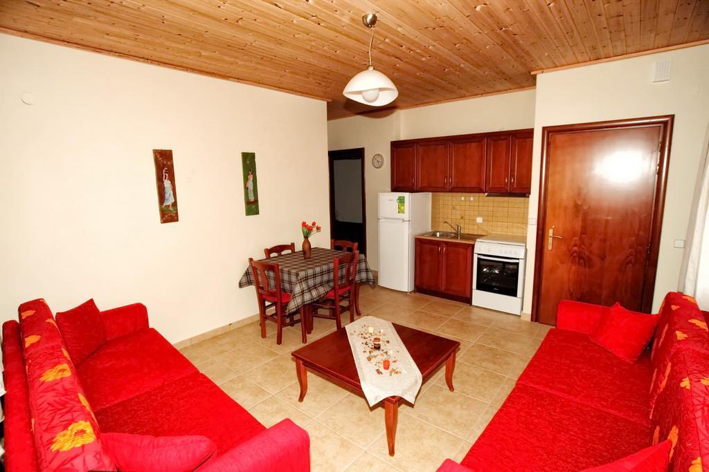 Traditional Apartments Tsikrikonis Mirtofiton Ngoại thất bức ảnh