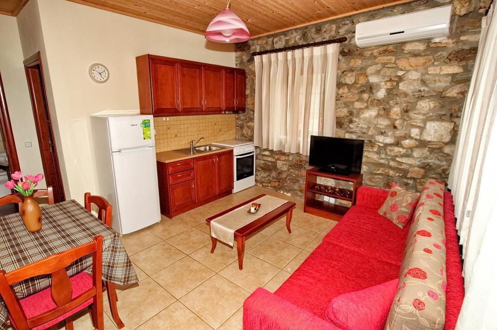 Traditional Apartments Tsikrikonis Mirtofiton Ngoại thất bức ảnh